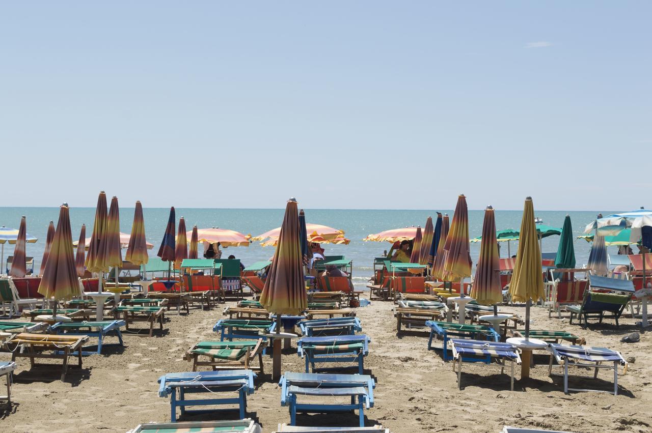 Hotel Riviera Durrës Exteriér fotografie