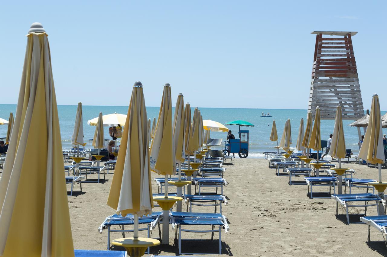 Hotel Riviera Durrës Exteriér fotografie