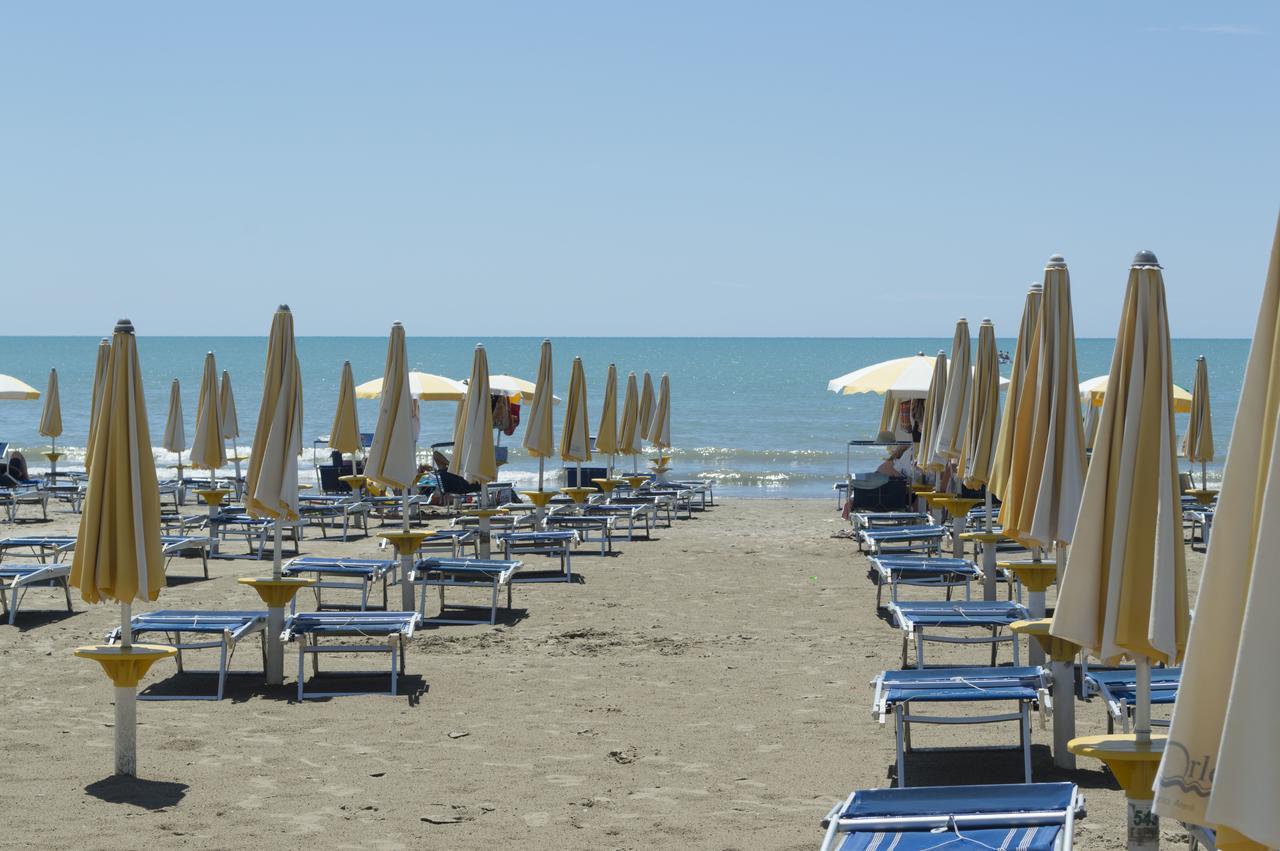 Hotel Riviera Durrës Exteriér fotografie